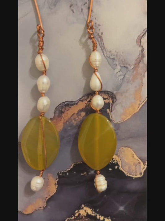 Daisy Pearls.